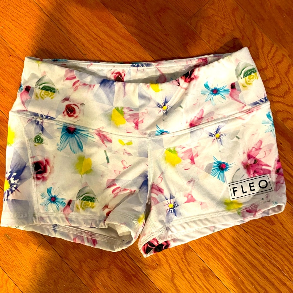 Fleo medium 2.5 inch inseam